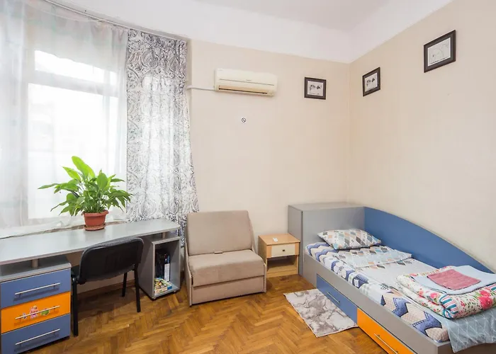 The Square - Old Flat With 2 Bedrooms, 1st Fl Apartamento Burgas
